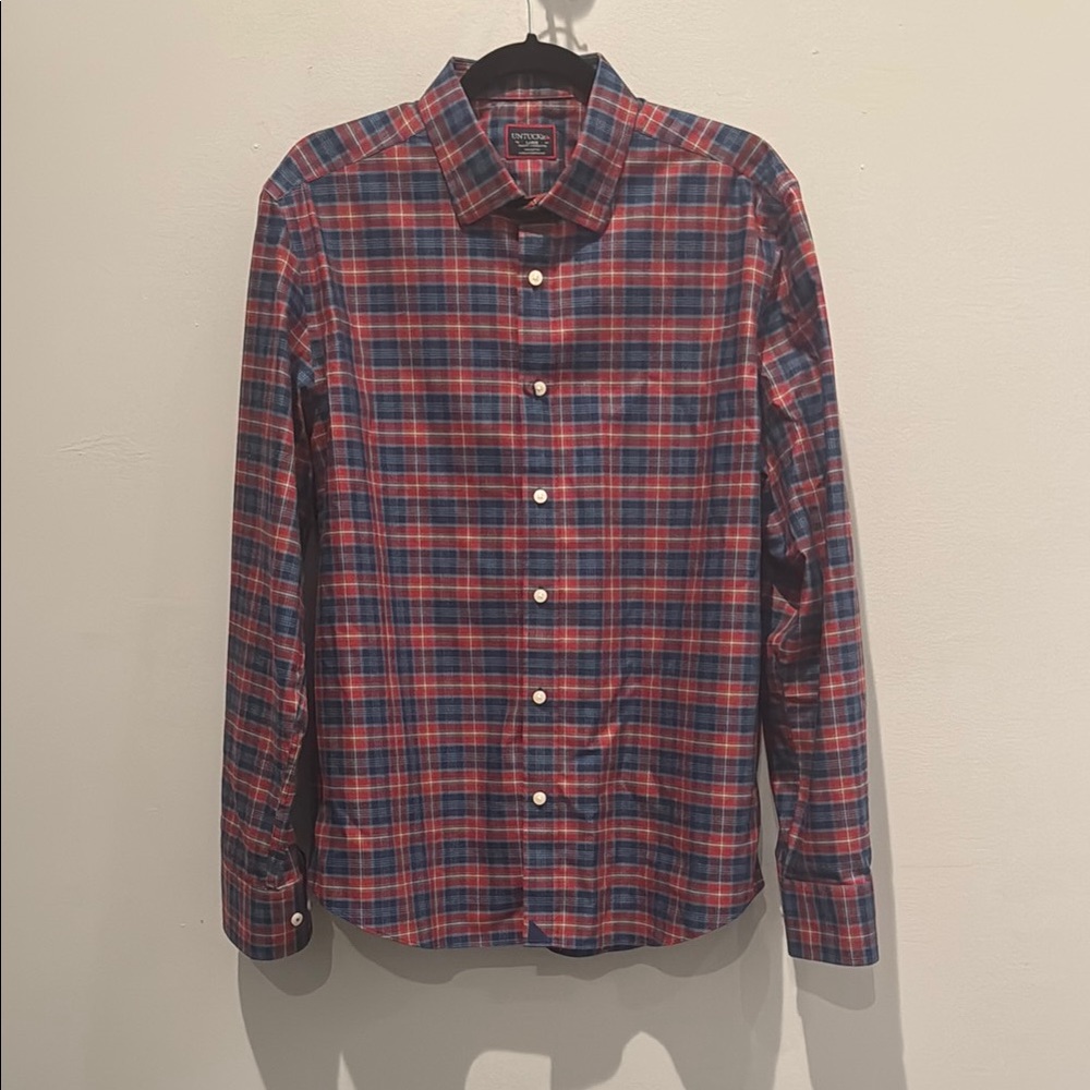 UNTUCKit Red and Blue large slim